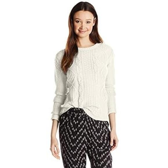 U.S. Polo Assn. Women's Chunky Cable‎ Knit Pink Sweater Size Medium - Picture 2 of 10